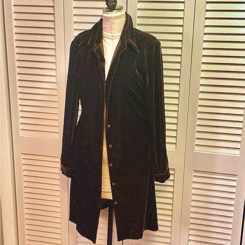 Anne Carson Dark Brown Velvet Tunic Top/Coat